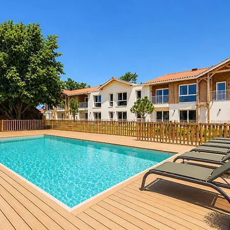 Le Single Fin- Pour 3 - Piscine Commune